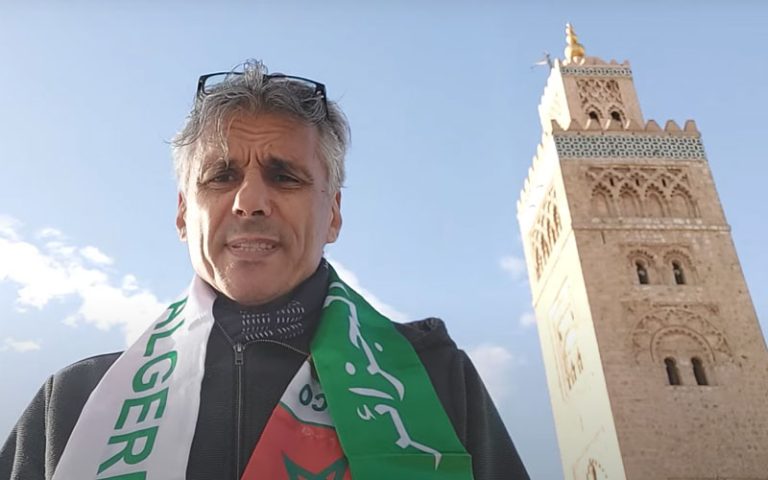 طرد الناشط الجزائري رشيد نكاز بعد ترويجه أكاذيب حول مسجد الكتبية