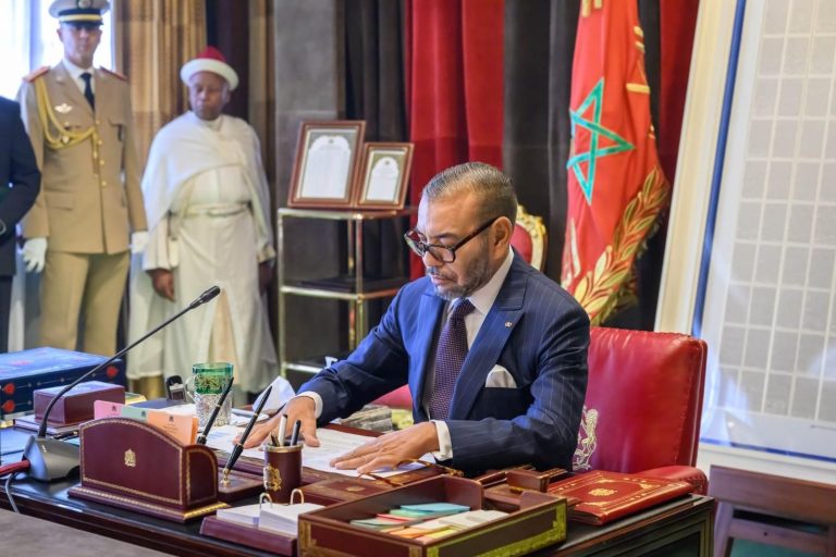 مجلس وزاري برئاسة الملك محمد السادس للتداول في مشروع قانون المالية لسنة 2026