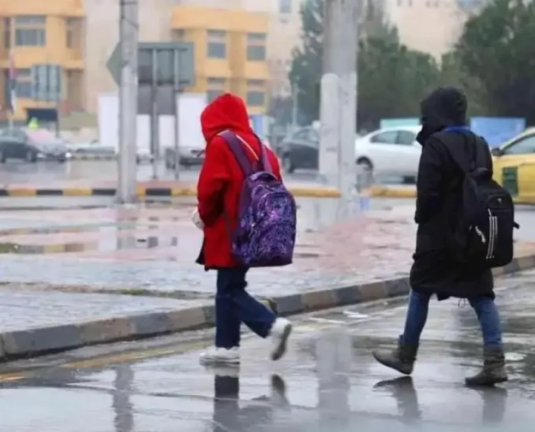 بسبب التقلبات الجوية.. تعليق الدراسة بطنجة مؤقتا