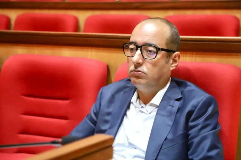 تزكيات 2026 تثير الجدل داخل البام و الكفاءة في صلب شروط الترشح